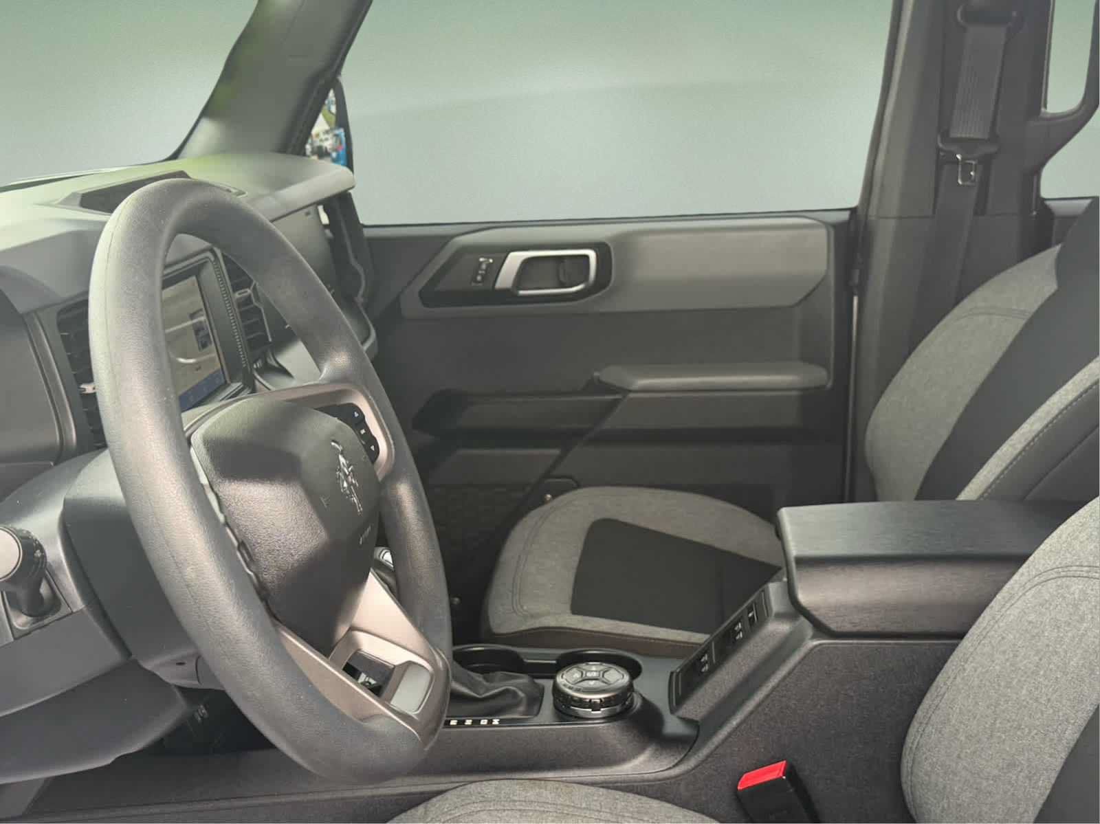 Used 2022 Ford Bronco 4-Door AWD/4WD image 14
