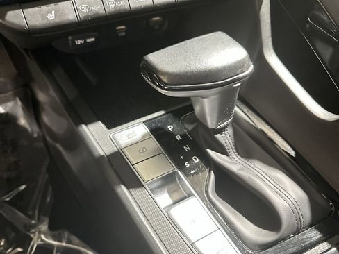 Used 2022 Hyundai Elantra SEL w/ Convenience Package image 20