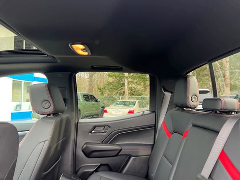 Certified 2024 Chevrolet Colorado Z71 w/ Z71 Convenience Package 2 image 29