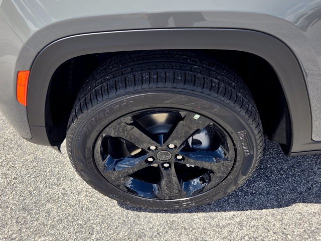 New 2027 Jeep Grand Cherokee Limited AWD/4WD image 18
