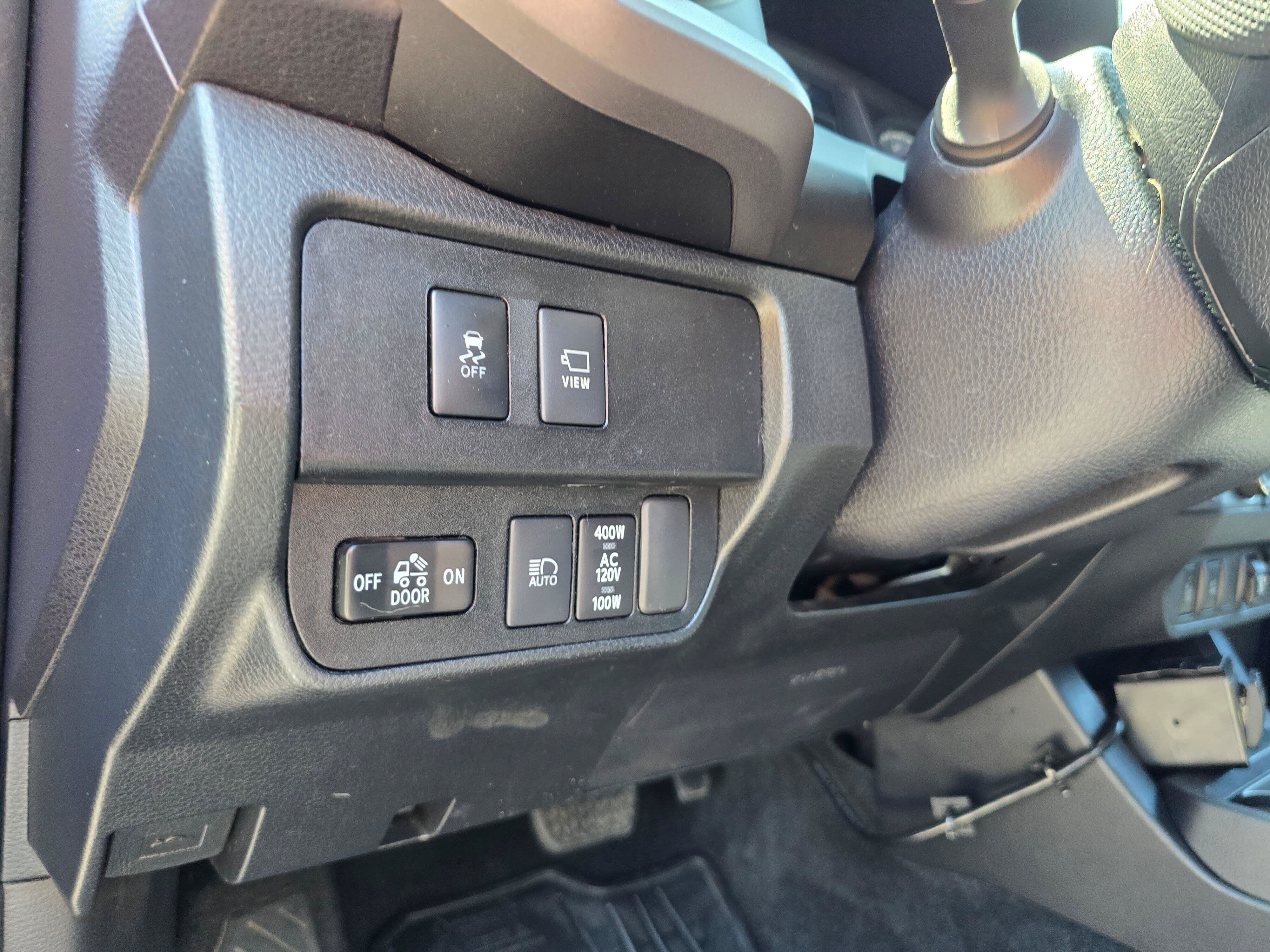 Used 2021 Toyota Tacoma TRD Off-Road AWD/4WD image 22