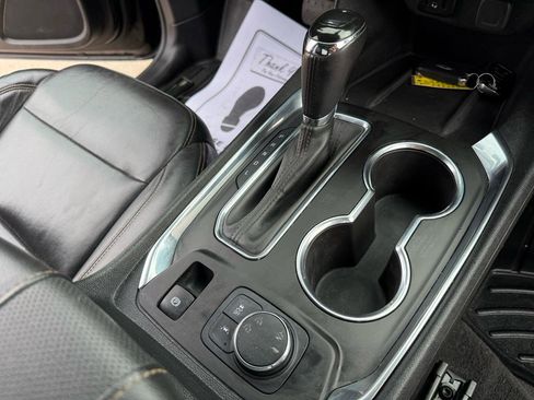 Used 2018 Chevrolet Traverse Premier w/ Redline Edition image 39