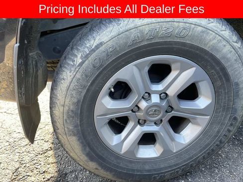 Used 2020 Toyota 4Runner SR5 RWD image 9