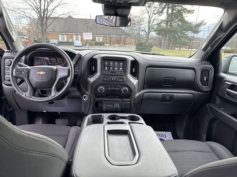 Used 2022 Chevrolet Silverado 1500 Custom image 20