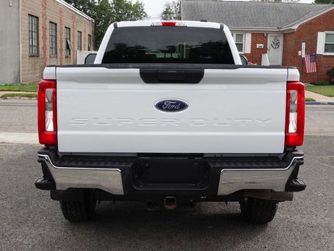 Used 2024 Ford F250 XLT image 8