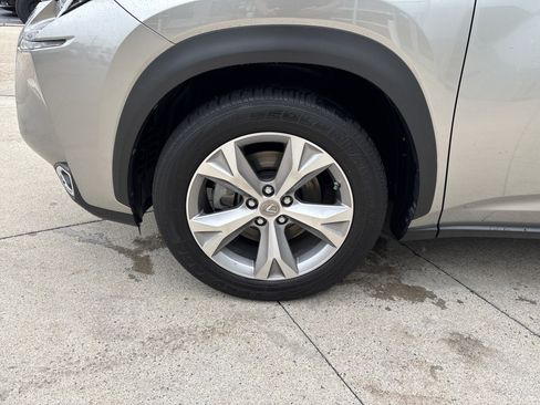 Used 2017 Lexus NX 200t AWD w/ Premium Package image 33