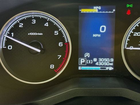 Used 2024 Subaru Forester Premium AWD/4WD image 14