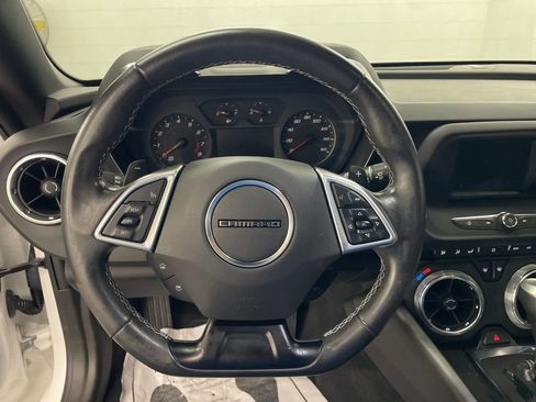 Used 2021 Chevrolet Camaro LT image 18