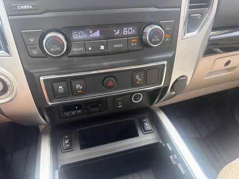 Used 2016 Nissan Titan SV RWD image 29
