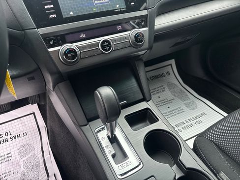 Used 2015 Subaru Outback 2.5i Premium image 22