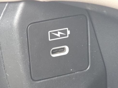 Certified 2024 Honda HR-V LX image 10