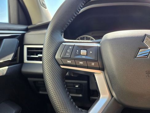 New 2025 Mitsubishi Outlander Trail Edition image 28
