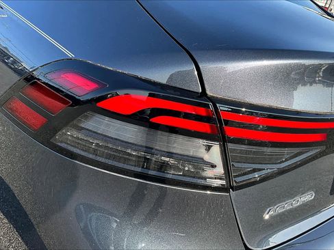 Used 2023 Honda Accord LX image 28