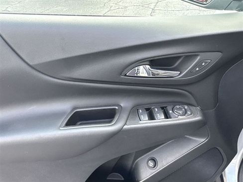 Certified 2021 Chevrolet Equinox LT FWD image 22