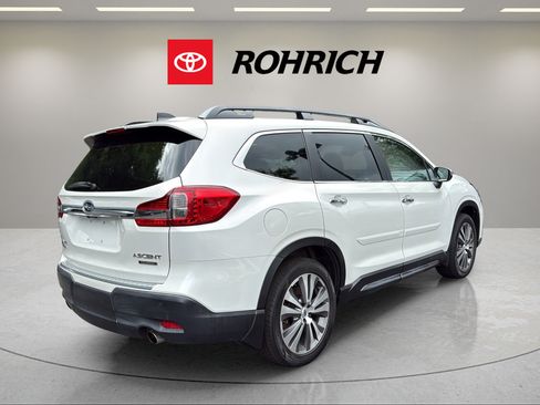 Used 2020 Subaru Ascent Touring AWD/4WD image 6