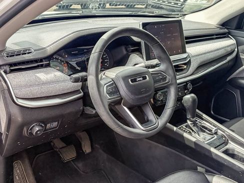 Used 2022 Jeep Compass Latitude AWD/4WD image 8