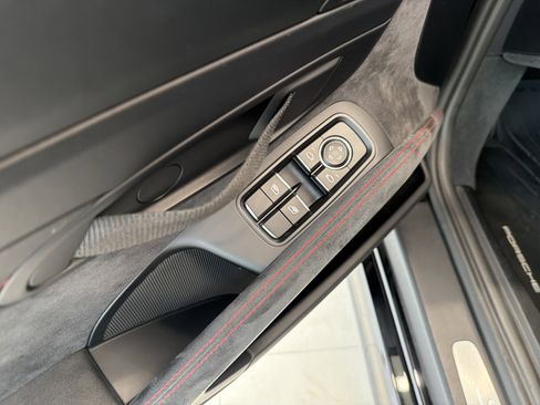 Used 2016 Porsche Boxster Spyder RWD image 12
