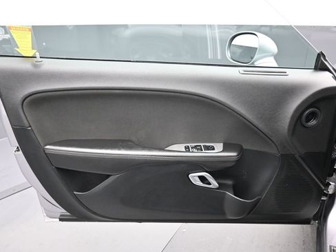 Used 2018 Dodge Challenger SXT w/ Super Sport Group (SS/T) image 9