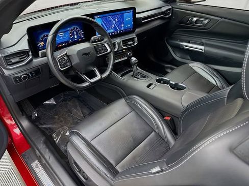 Used 2024 Ford Mustang Premium image 22