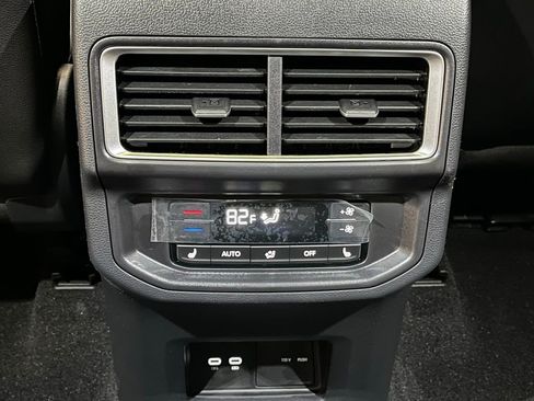 New 2026 Volkswagen Atlas SEL AWD/4WD image 26