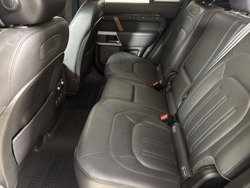 Used 2020 Land Rover Defender 110 HSE AWD/4WD image 12
