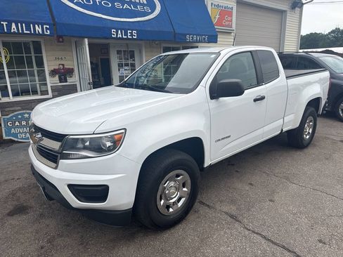 Used 2015 Chevrolet Colorado W/T RWD image 4