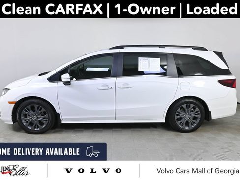 Used 2025 Honda Odyssey Touring image 3