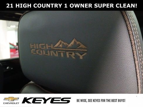 Used 2021 Chevrolet Suburban High Country image 32