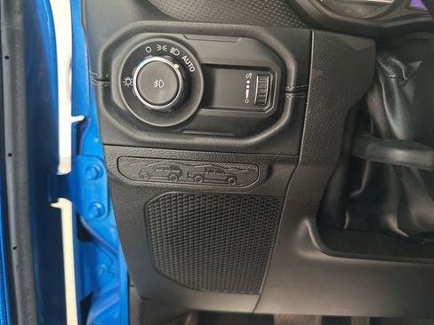 Used 2024 Jeep Wrangler Unlimited Rubicon image 26