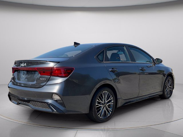 Used 2023 Kia Forte GT-Line FWD image 7