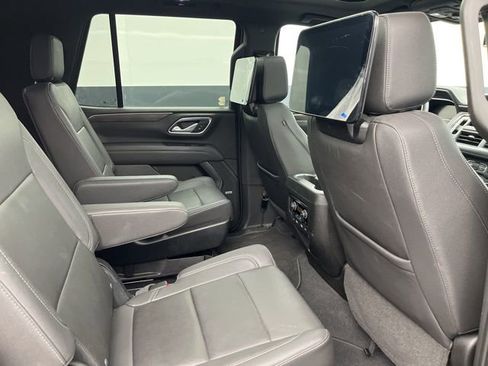 Used 2023 Chevrolet Tahoe Z71 w/ Luxury Package image 14