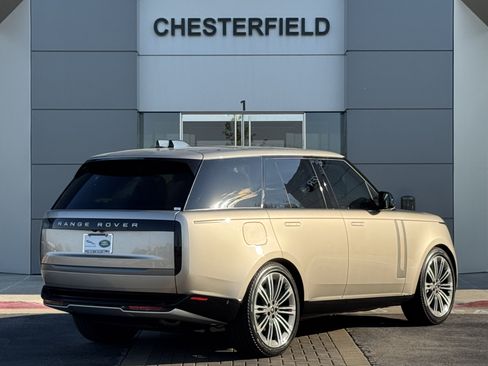 Certified 2024 Land Rover Range Rover SE AWD/4WD image 2