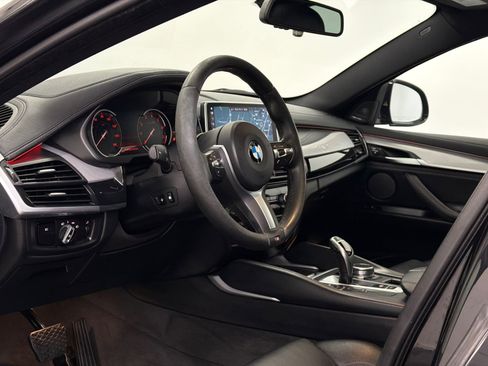 Used 2019 BMW X6 xDrive35i image 16