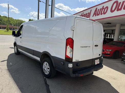 Used 2017 Ford Transit 250 148 Low Roof RWD image 8