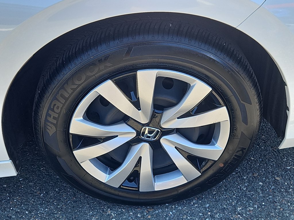 Certified 2025 Honda Civic LX image 10