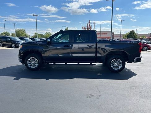 Used 2023 Chevrolet Silverado 1500 LT AWD/4WD image 10