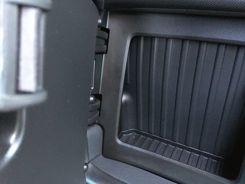 Used 2020 GMC Sierra 1500 SLT w/ SLT Premium Plus Package AWD/4WD image 29