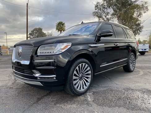Used 2018 Lincoln Navigator Reserve w/ Technology Package image 2