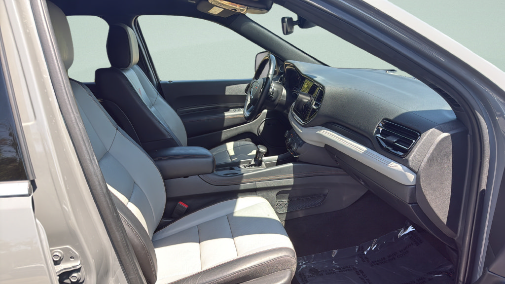 Used 2021 Dodge Durango R/T w/ Technology Group RWD image 19