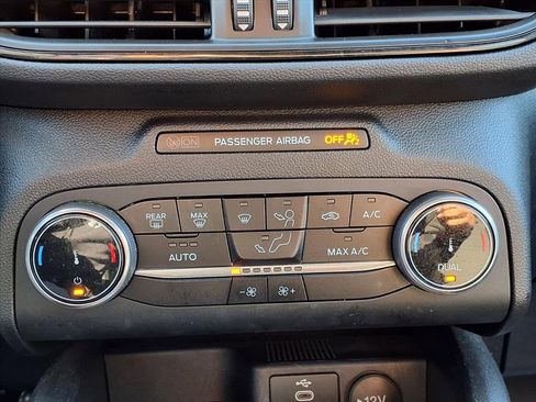 Used 2024 Ford Escape ST-Line image 20