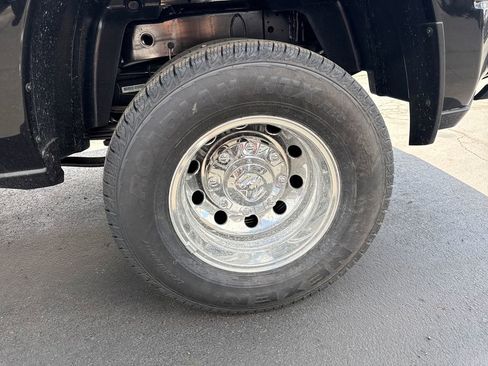 New 2026 RAM 3500 Big Horn AWD/4WD image 33