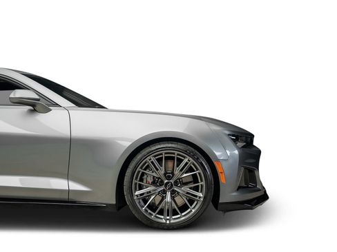 Used 2022 Chevrolet Camaro ZL1 RWD image 29