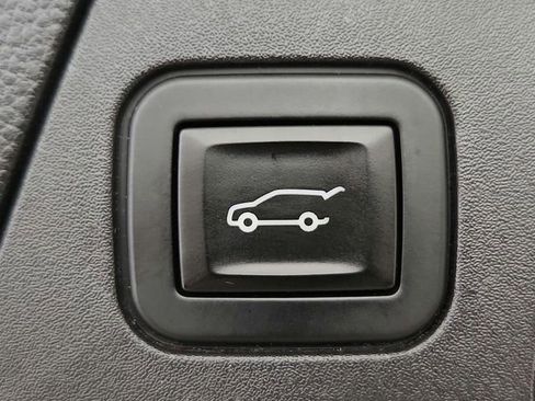 Used 2016 Buick Envision Premium AWD/4WD image 35