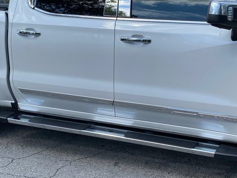 Used 2024 Chevrolet Silverado 1500 High Country AWD/4WD image 12