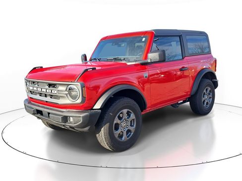 Used 2023 Ford Bronco Big Bend image 2