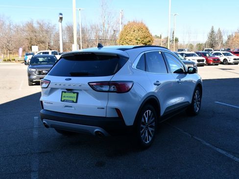 Used 2021 Ford Escape Titanium image 6