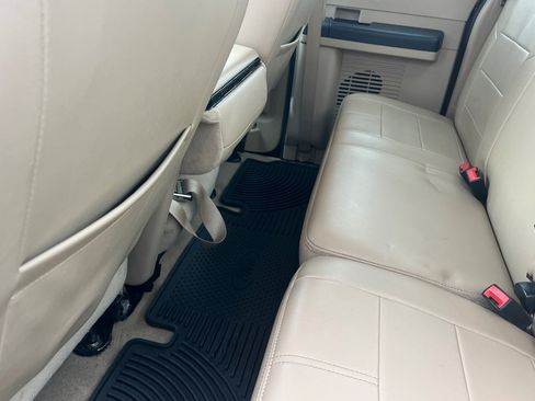 Used 2008 Ford F250 Lariat image 12