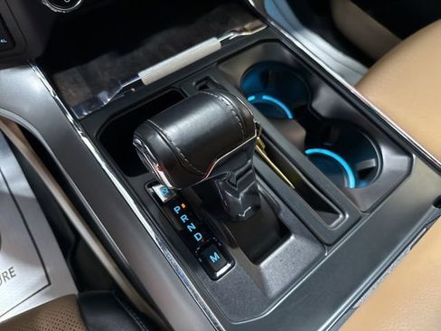 Used 2021 Ford F150 Lariat w/ Equipment Group 501A Mid image 9