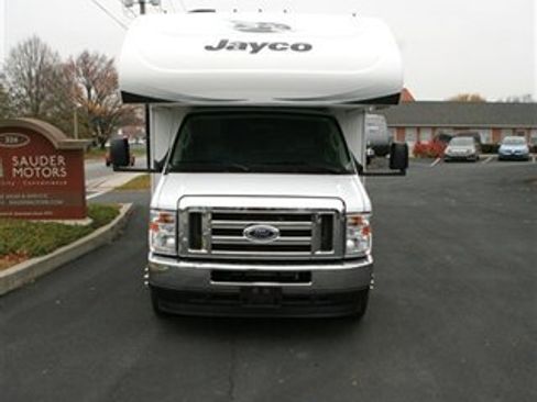 Used 2022 Ford E-450 and Econoline 450 Super Duty w/ Motorhome Prep Package image 2