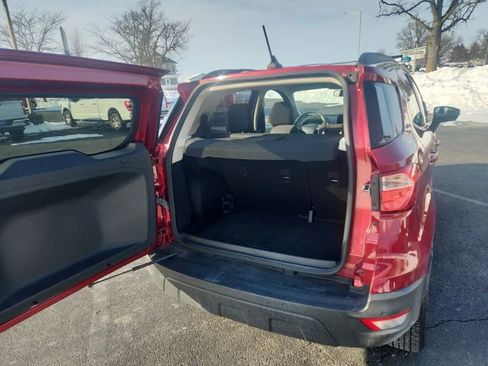 Used 2020 Ford EcoSport SE image 6